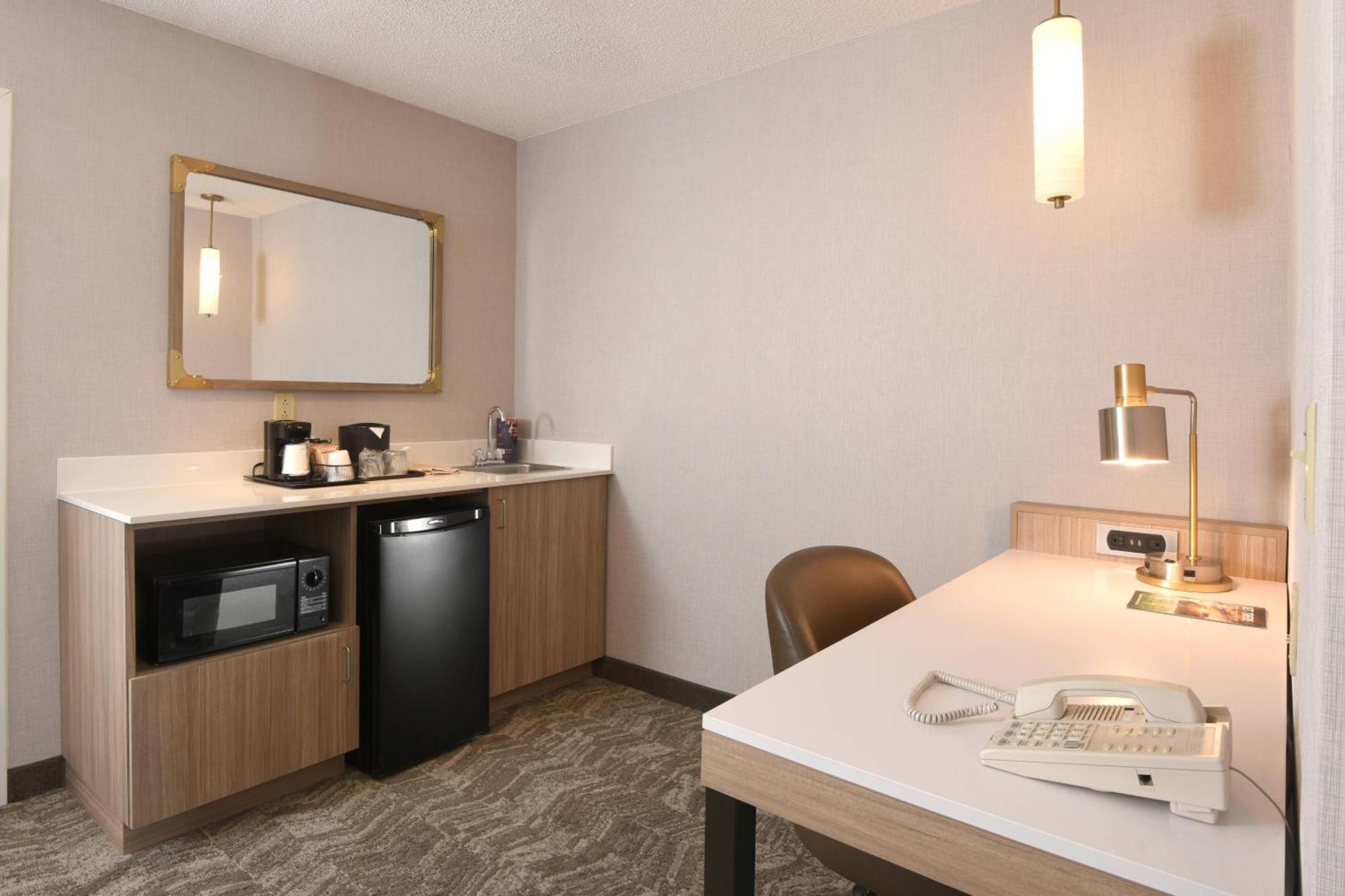 Springhill Suites Des Moines West Вест-Де-Мойн Екстер'єр фото